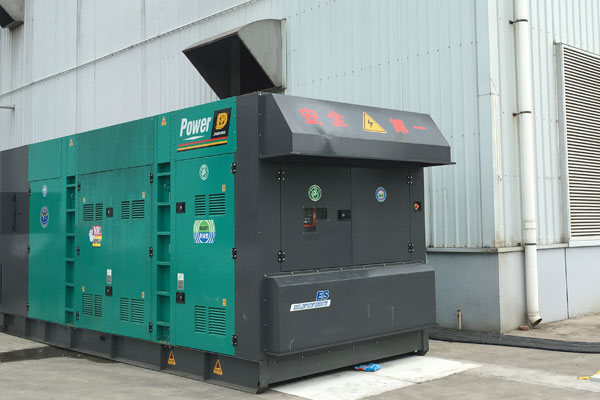 康保燃油滤清器的更换流程是怎样的？