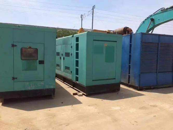 康保柴油发电机组的电压和功率之间有什么关系？