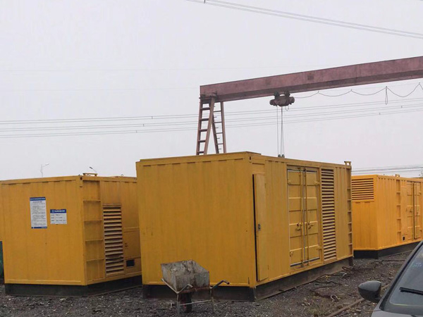 康保100kw柴油发电机组每小时油耗？