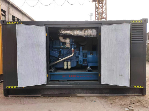 康保柴油发电机组的电瓶应该如何选择？