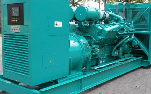 康保柴油发电机组冬季使用中需要注意哪些事项？